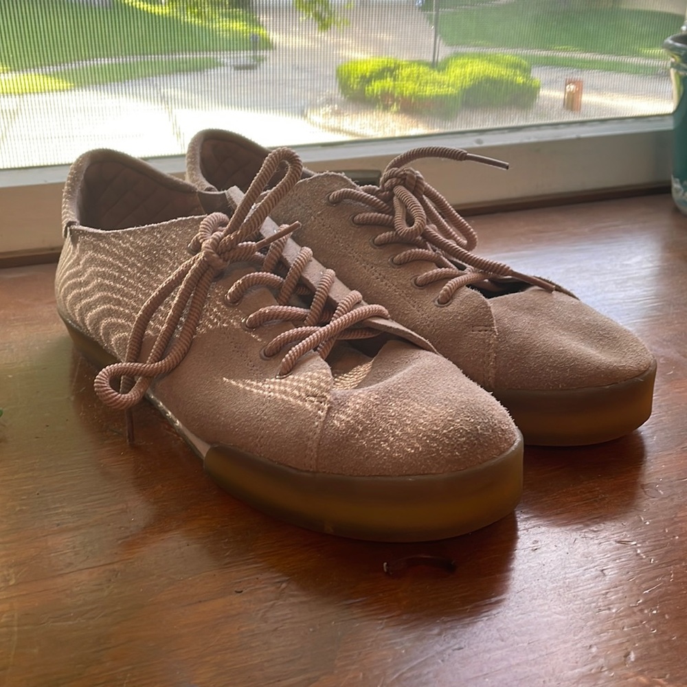 Dr. Scholl’s Suede Shoes